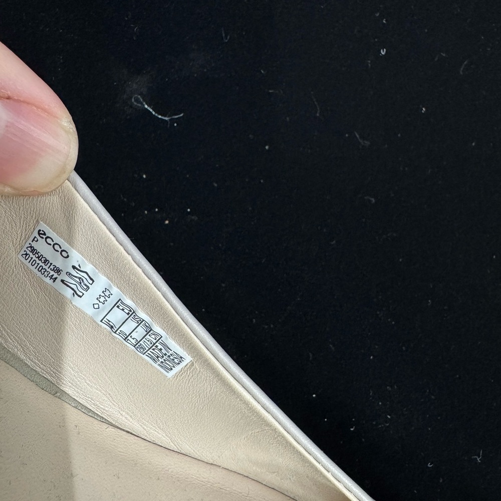 Ecco Women's Taupe Block Heel Shoes - Picture 4 of 9